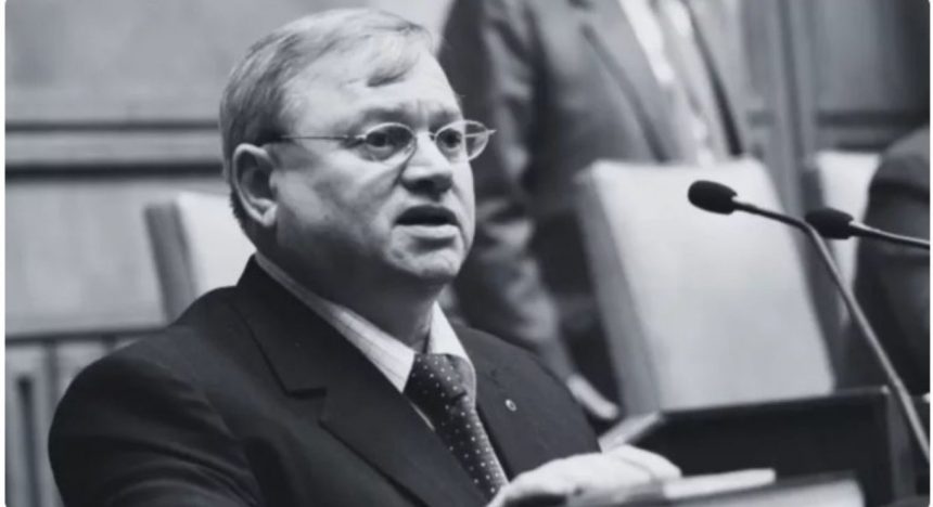 Илие Илашку умер в 73 года в Бухаресте, став символом борьбы, свободы и национального достоинства, оставив след в истории Молдовы и Румынии.