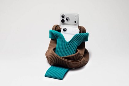 Apple выпустила чехол iPhone Pocket из 3D-вязки. В Молдове аксессуар официально не продаётся, но будет доступен через доставку с 14 ноября.