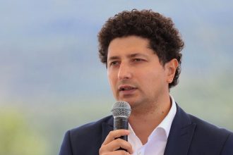 Раду Мариан заявил, что у Молдовы нет проблем с русским народом, но есть претензии к действиям российской власти, вторгшейся в Украину.