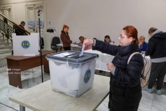 16 ноября проходят местные выборы в шести городах Молдовы, более 22 тысяч избирателей голосуют за мэров и советы, работает 21 участок.