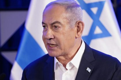 Турция выдала ордера на арест Нетаньяху и 36 израильских чиновников, обвиняя их в геноциде и военных преступлениях в Газе с октября 2023.