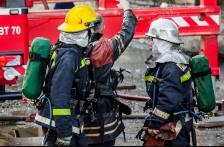 Пожар в лицее «Данте Алигьери» в Кишинёве 19 ноября вызвал возгорание трансформатора, угрозы учащимся не было, спасатели ликвидировали очаг.