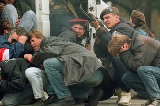 Итальянская прокуратура начала расследование возможного участия граждан Италии в стрельбе по мирным жителям Сараево в годы осады.