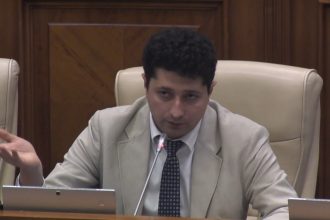 Парламентская комиссия по экономике проведёт слушания по делу TUX, в результате которого более 50 тысяч молдаван потеряли деньги.