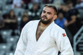 Молдавский дзюдоист Виктор Стерпу завоевал бронзу на турнире «Большой Шлем» в Абу-Даби, победив соперников из Австрии, Грузии и Германии.