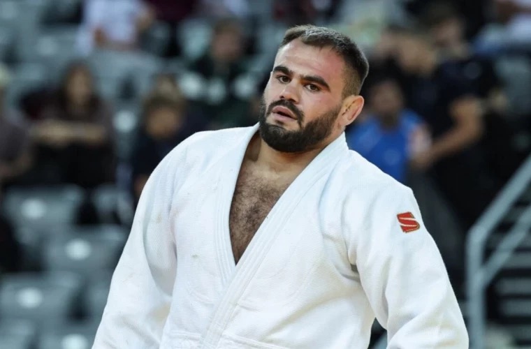 Молдавский дзюдоист Виктор Стерпу завоевал бронзу на турнире «Большой Шлем» в Абу-Даби, победив соперников из Австрии, Грузии и Германии.