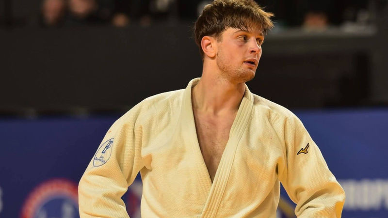 Молдавский дзюдоист Михаил Латышев завоевал серебро на Гран-при в Абу-Даби, уступив в финале олимпийскому чемпиону Лаше Бекаури.