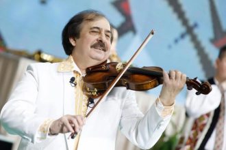 Останется ли Николай Ботгрос в парламенте Молдовы — возможен ли компромисс между мандатом и концертами? Что говорят в PAS.