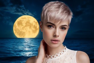 Оцените пользу стрижки и окрашивания 14 декабря 2025 года: убывающая Луна, Весы, советы, образы и ритуалы ухода по лунному календарю.