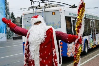 Туристический троллейбус в Кишинёве 13 декабря изменит расписание и место отправления из-за Рождественского марафона.