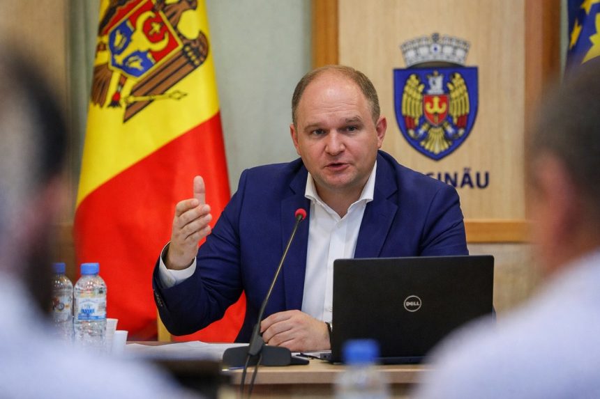 Жителей Кишинёва могут освободить от санитарного налога в 2026 году. Что предложил Ион Чебан, когда голосование и что это значит для горожан.