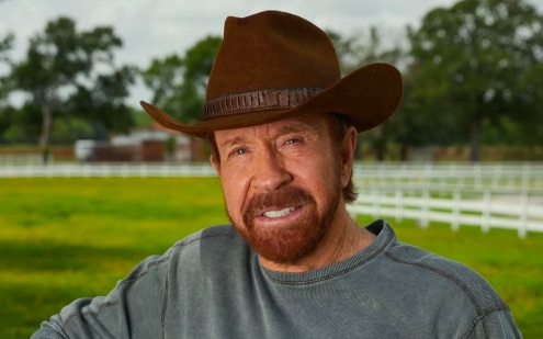 Чак Норрис умер 19 марта 2026 года в возрасте 86 лет. Что известно о причине смерти, похоронах, семье, детях, карьере, фильмах и состоянии.