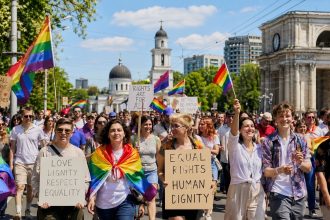 Moldova Pride 2026 пройдет в Кишиневе с 16 по 21 июня. Марш 21 июня станет 14-м и завершит неделю равенства, прав и видимости.