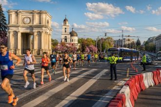 Центр Кишинева перекрыли 25 и 26 апреля 2026 из-за марафона. Где закрыты улицы, как объехать PMAN, какие маршруты транспорта изменены