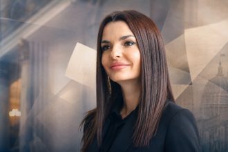 Биография Евгения Гуцул 2026: карьера, образование, семья, доходы, политическая роль.