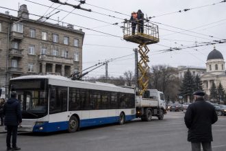 Авария на контактной сети в центре Кишинёва 4 мая изменила маршруты троллейбусов №3, №4 и №29. Что известно пассажирам сегодня.
