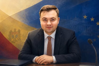 Биография Адриан Бэлуцел 2026: карьера, образование, семья, доходы, политическая роль.