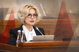 Биография Алла Дарованная 2026: карьера, образование, семья, доходы, политическая роль.