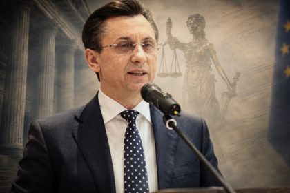 Биография Михаил Поалелунжь 2026: карьера, образование, семья, доходы, политическая роль.
