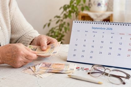 График выплат пенсий и пособий в сентябре 2026 в Молдове: даты CNAS, школьные пособия к 1 сентября, индексация и способы получения.